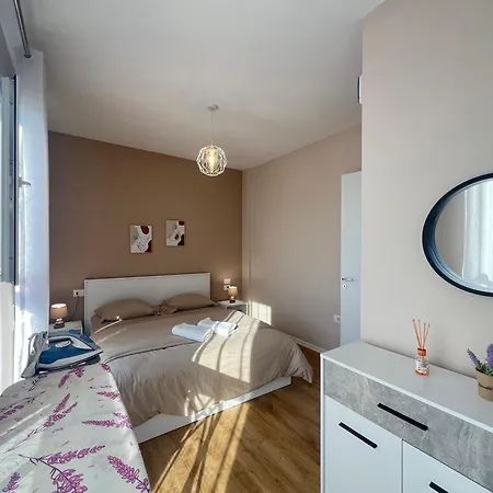 Neal Apartment