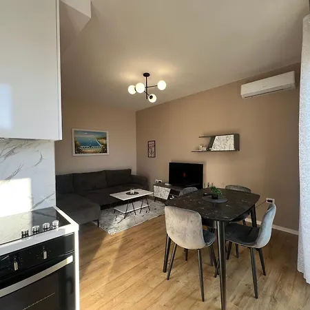 Neal Apartment